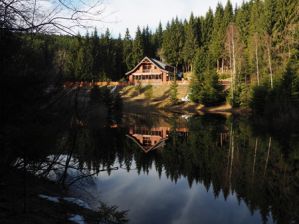 JEZÍRKO JÁCHYMOV LESNÍ RESTAURANT A PENZION