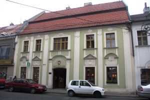 MUSEUM DER STADT DUCHCOV*AUSSTELLUNGEN IM MUSEUM VON DUCHCOV*DIE HIKO AUSSTELLUNG - KINDERWAGEN UND KINDERFAHRZEUGE AUS DUCHCOV*DIE BIBLIOTHEK DES STADTMUSEUMS*POPPEL-AUSSTELLUNGSHALLE DES MUSEUMS VON DUCHCOV*LESESAAL UNTER DEM HIMMEL