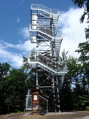 AUSSICHTSTURM SKŘIVÁNČÍ VRCH CHOMUTOV