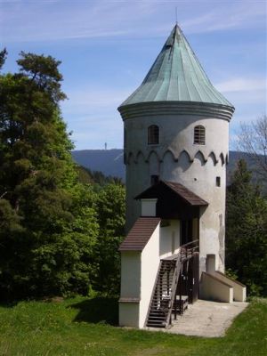 ŠLIKOVSKÝ HRAD (FREUDENSTEIN)