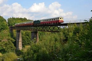 ŽELEZNIČNÍ VIADUKT